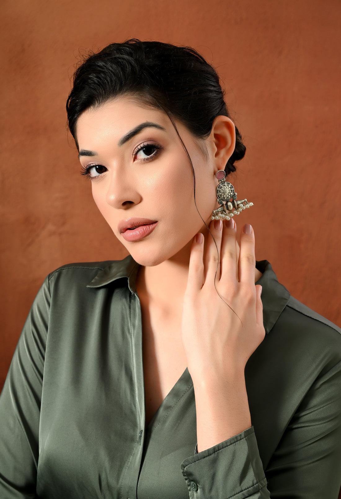 Antique Charm Pearl Earrings