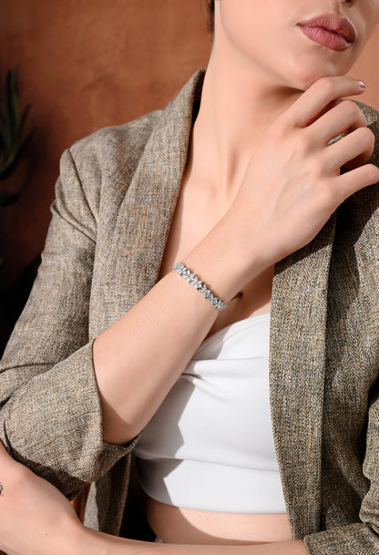 Sparkling Silver Elegance Star Bracelet