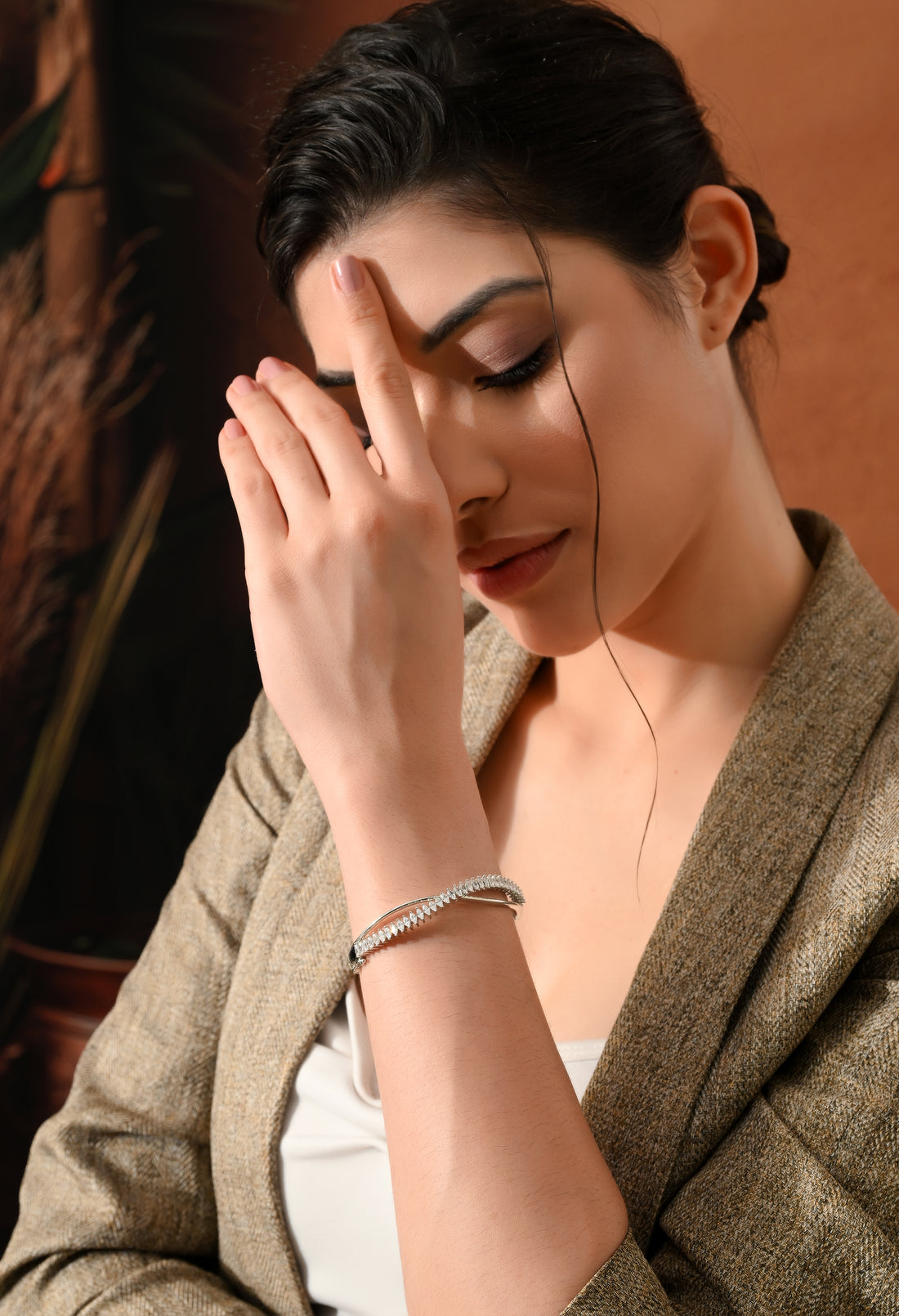 Elegant Silver Twisted Cuff Bracelet