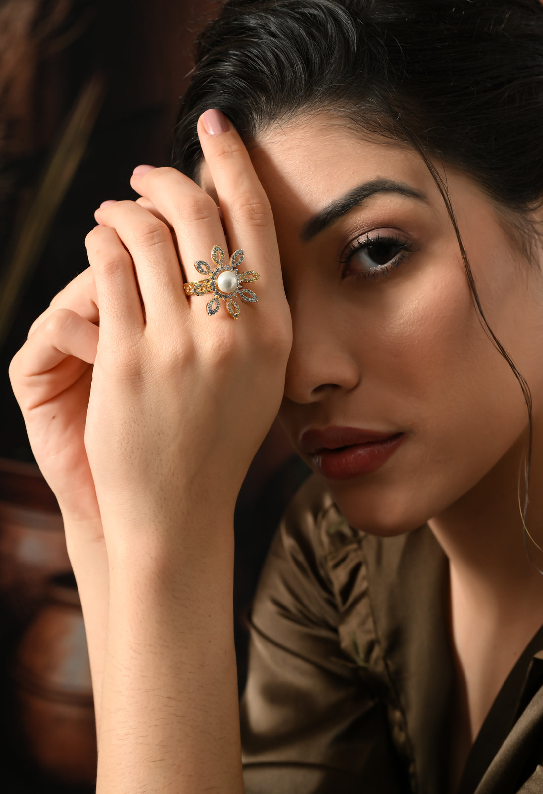 Elegant Timeless Pearl Floral Ring