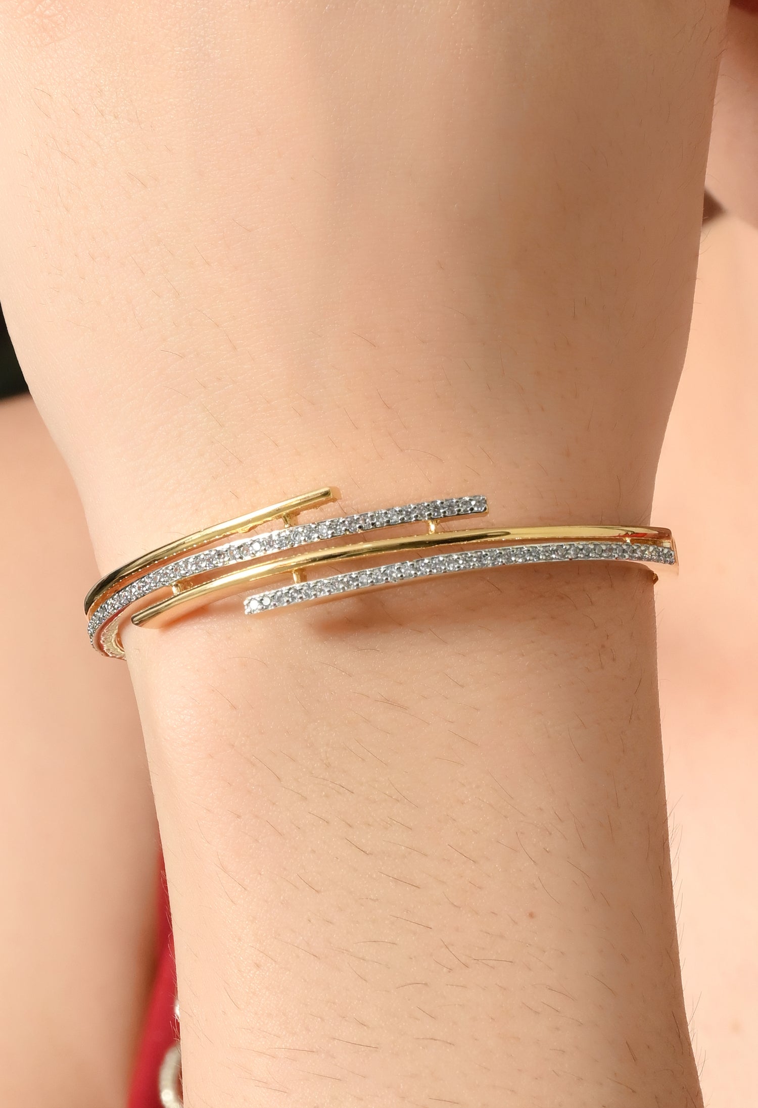 Elegant Sparkling Dual Lines Bracelet