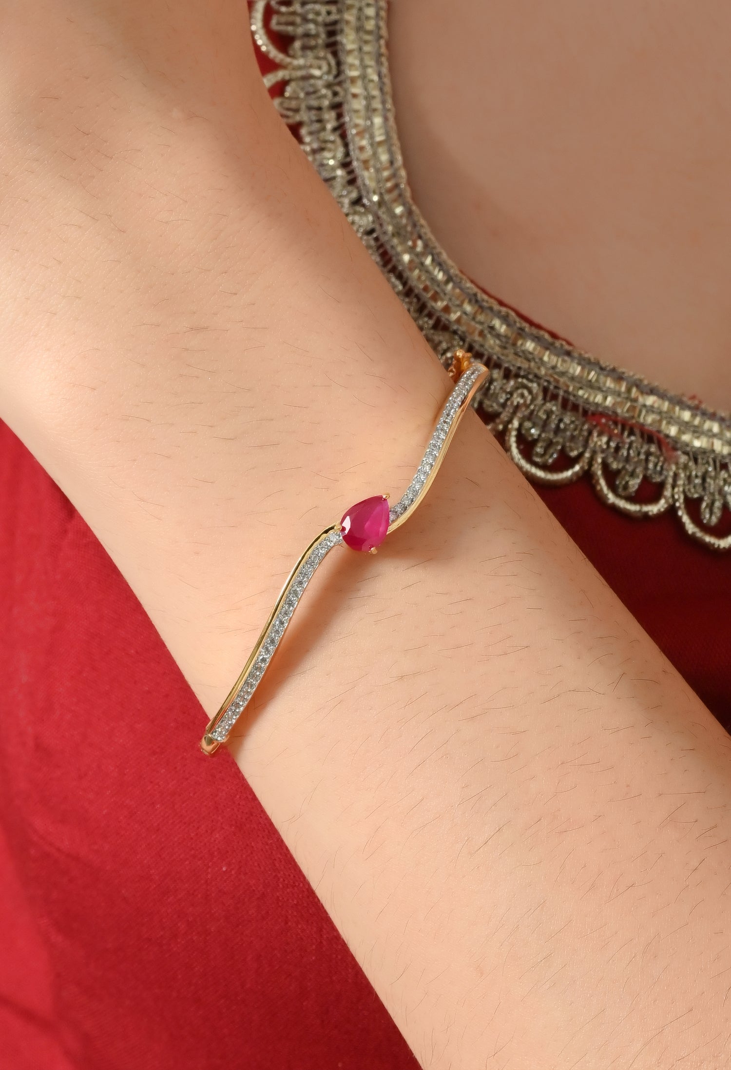 Elegant Ruby Sparkle Twist Bangle