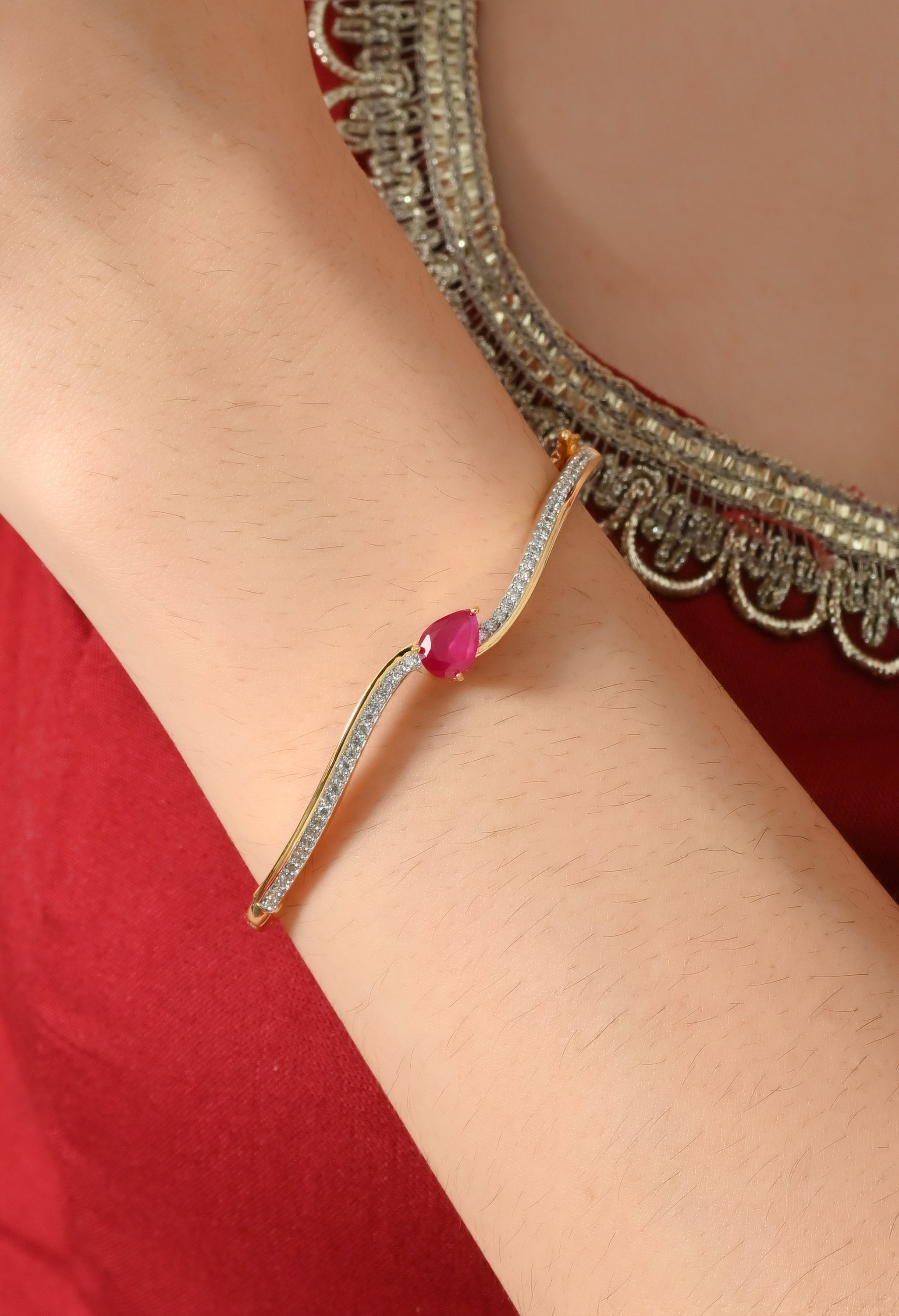 Elegant Ruby Sparkle Twist Bangle