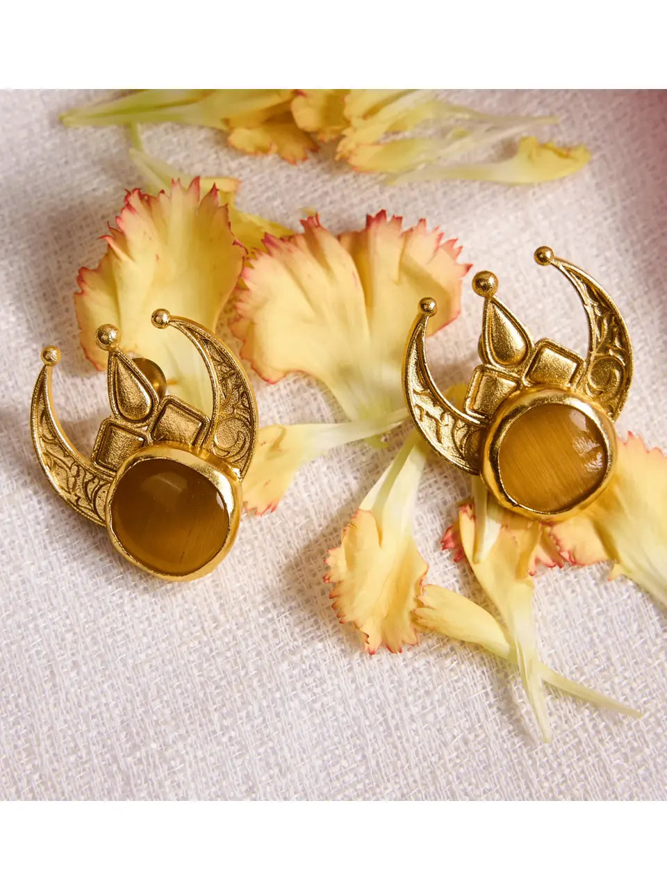 Regal Radiance Earrings