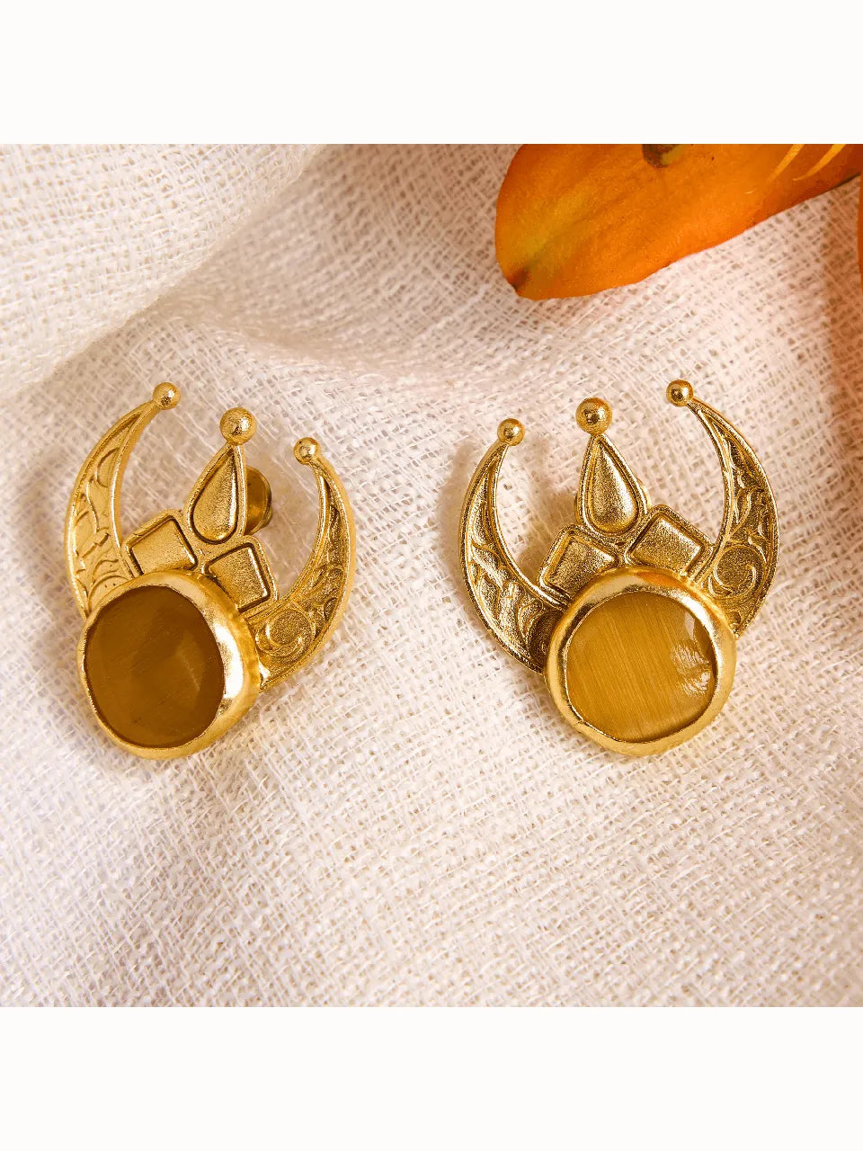 Regal Radiance Earrings