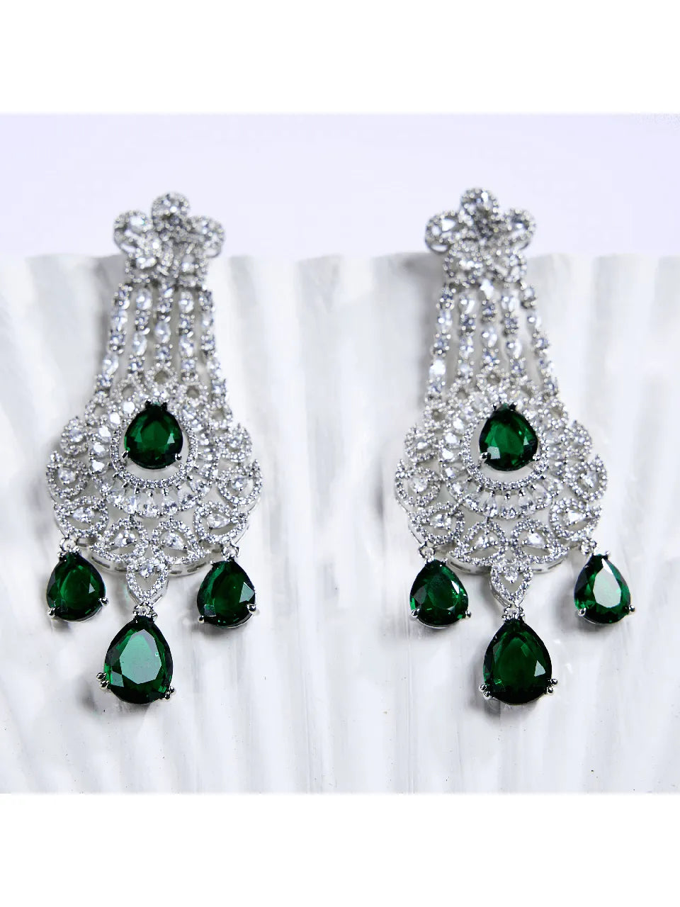 Graceful Green Elegance Earrings