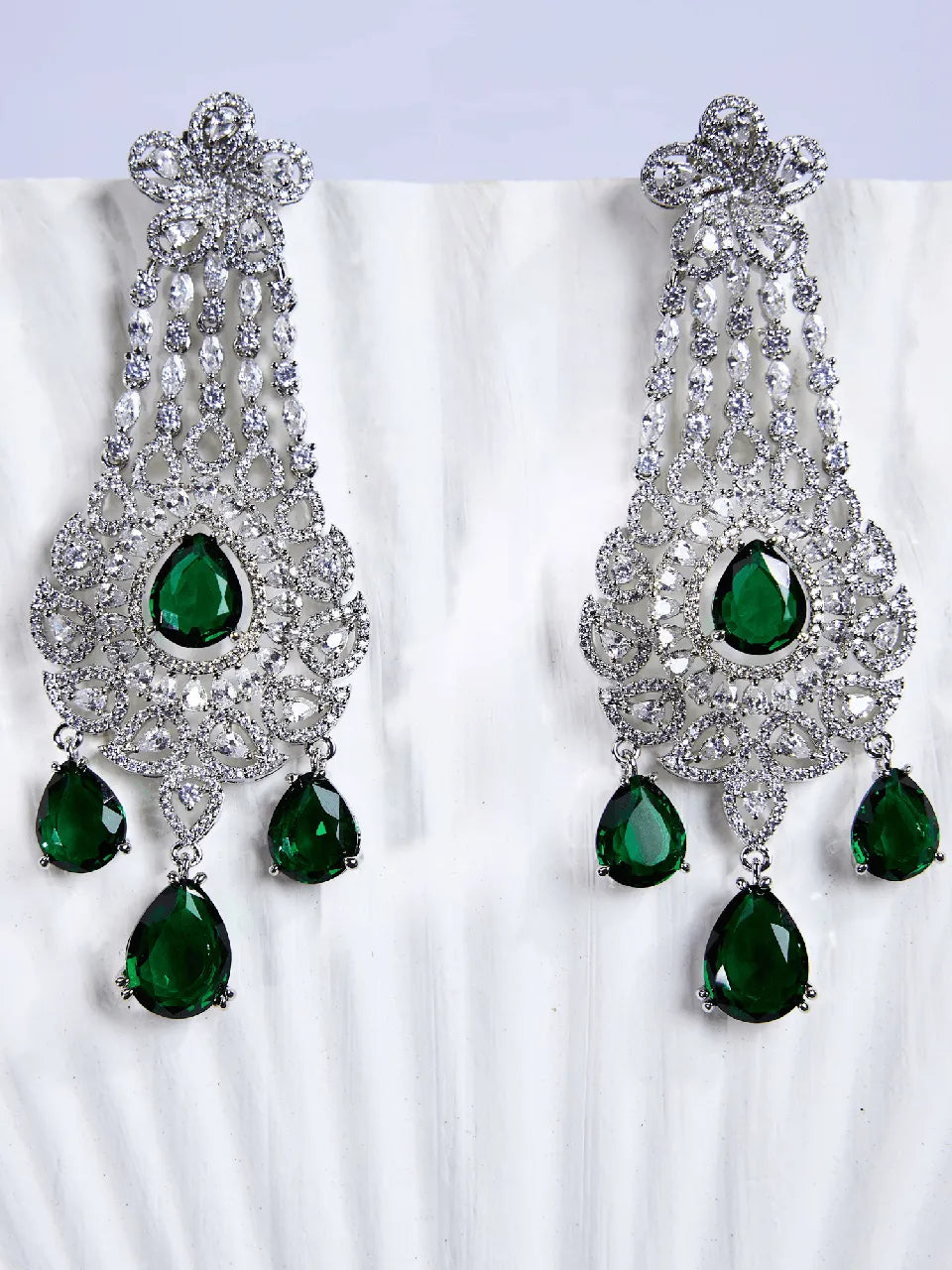 Graceful Green Elegance Earrings