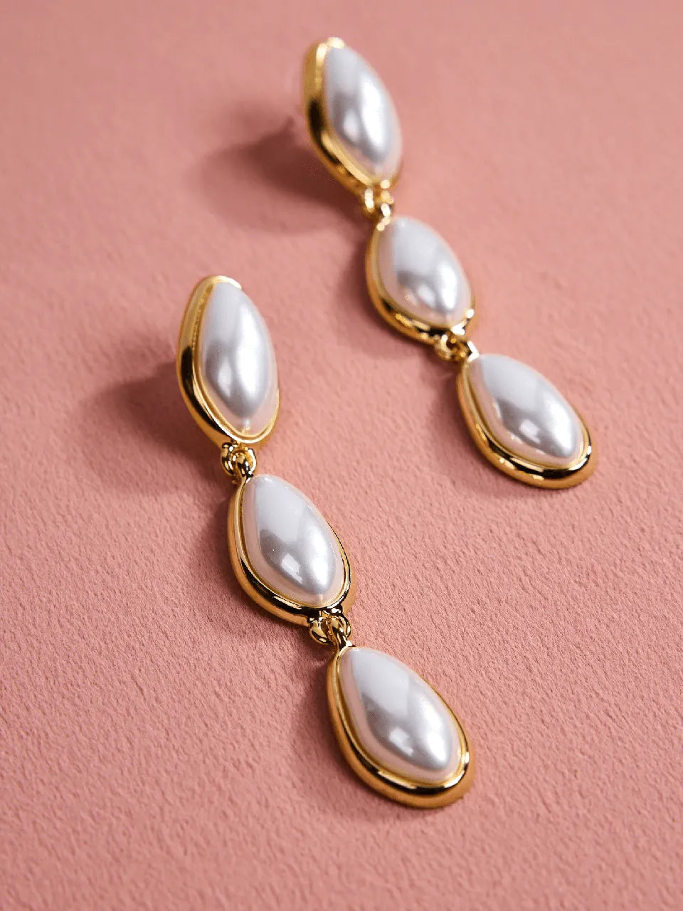 Pearl Glow Earrings