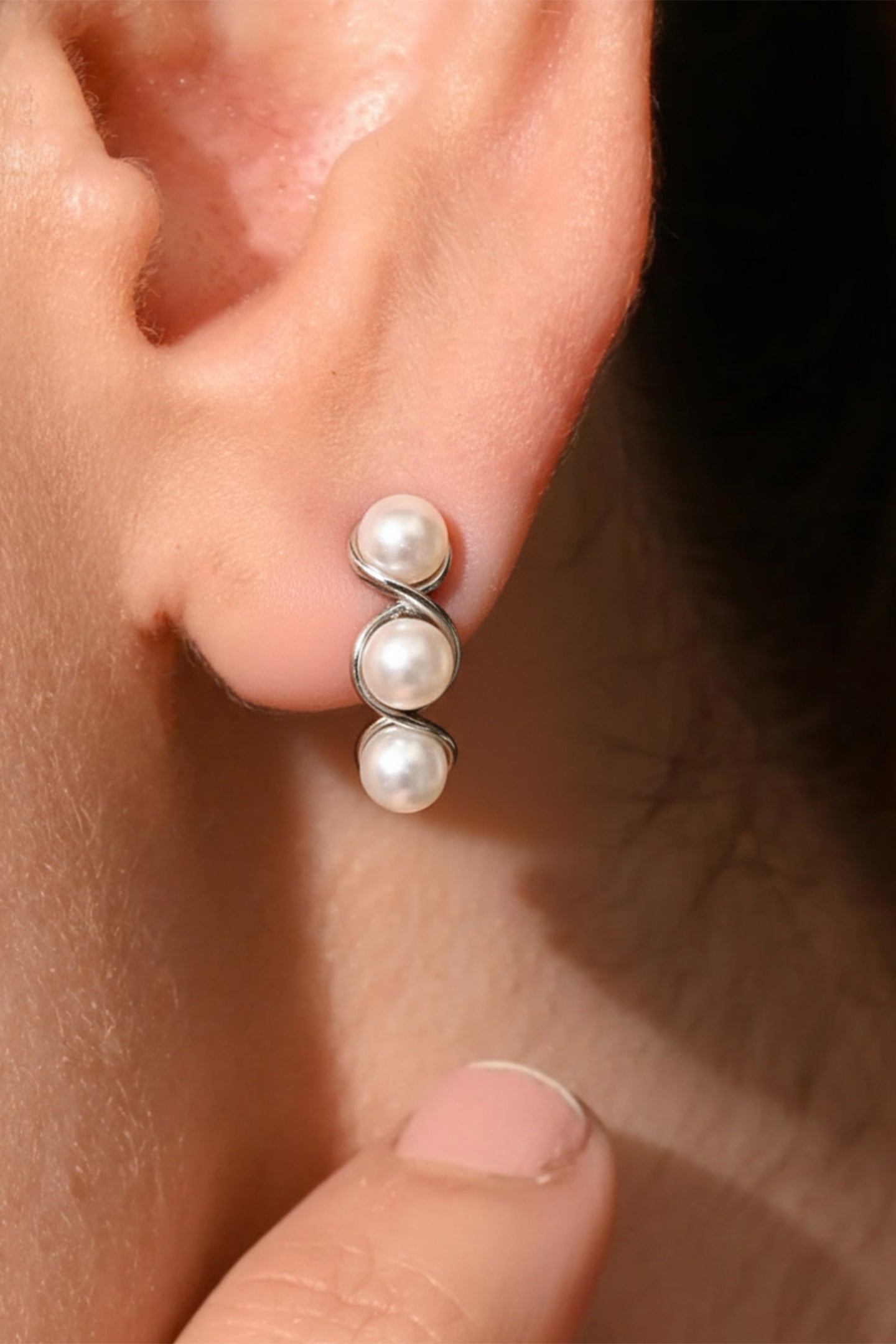 Elegant Pearl Drop Earrings