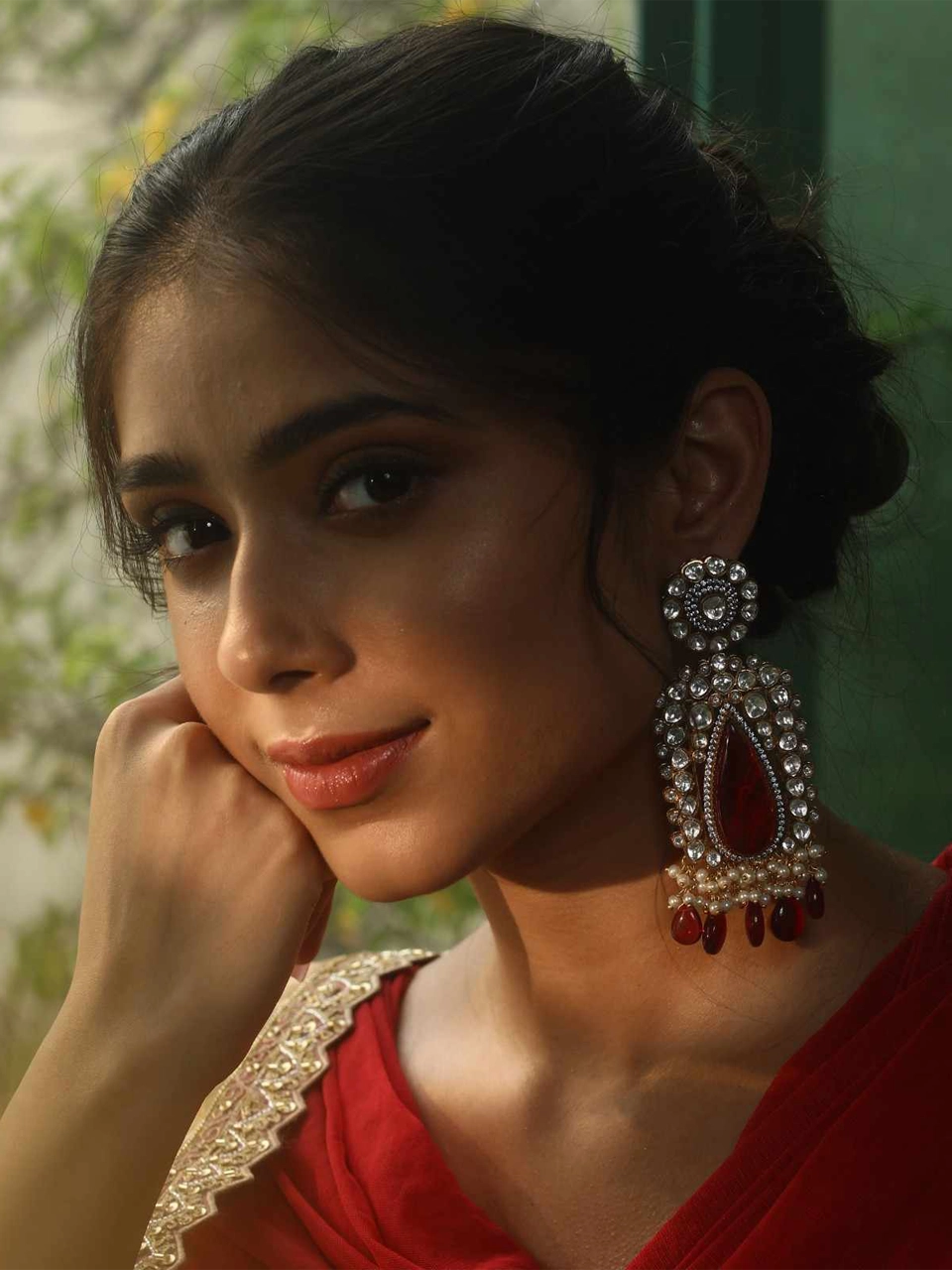 Aakhya Earring