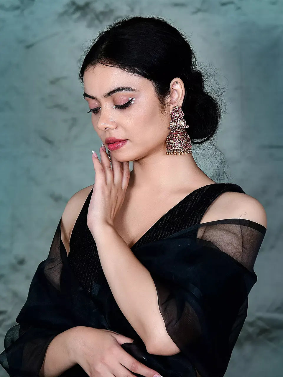 Aadya Earring