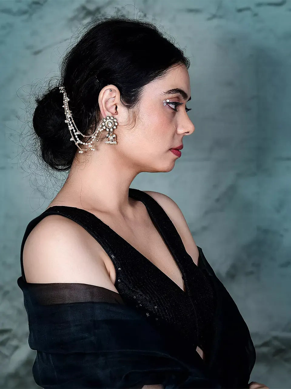 Nitya Earring