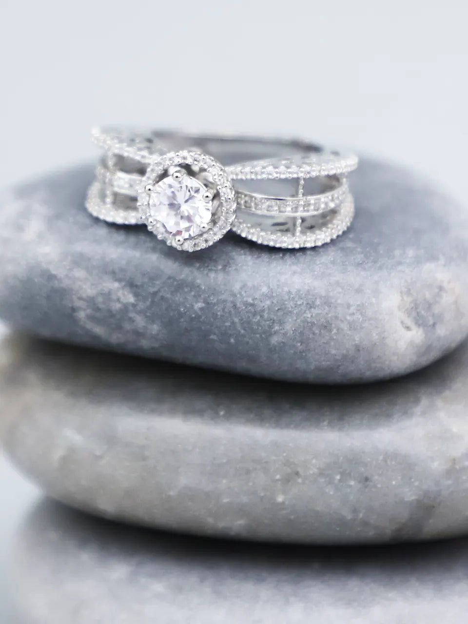 Ahana Silver-plated Ring with Zirconia Stones