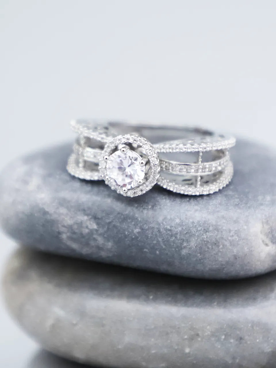 Ahana Silver-plated Ring with Zirconia Stones