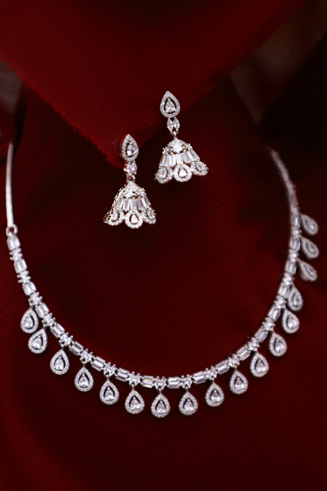 Stellar Glow Necklace