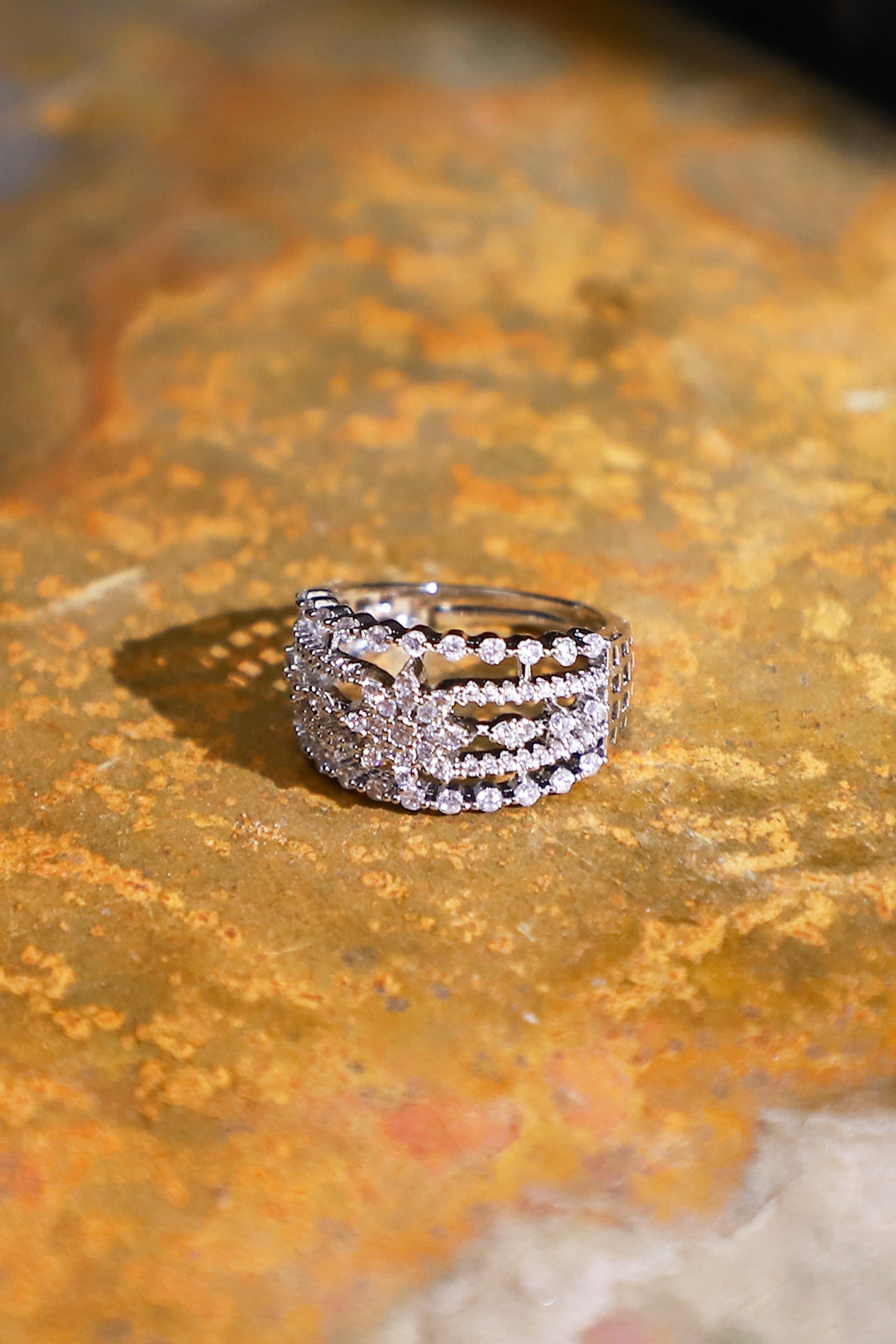 Gulnoor Ring