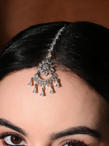 Moonlit Charm Maang Tikka