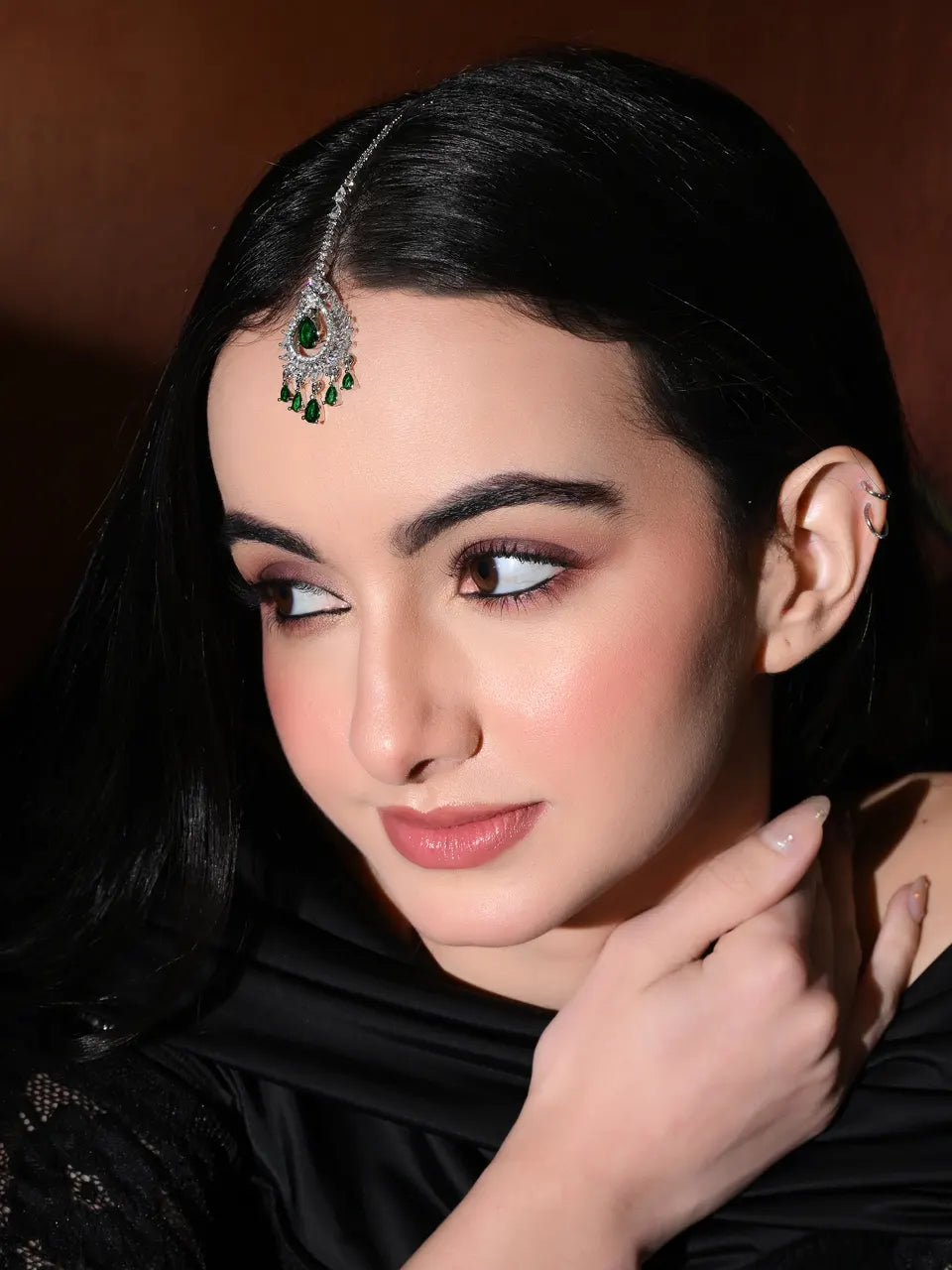 Emerald Grace Maang Tikka