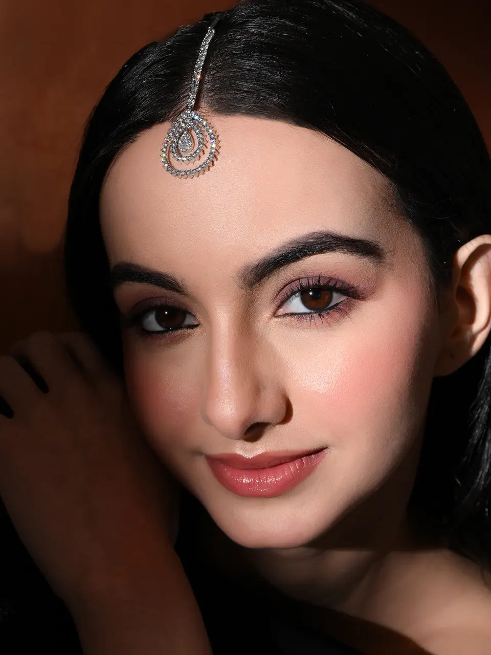 Eternal Teardrop Maang Tikka