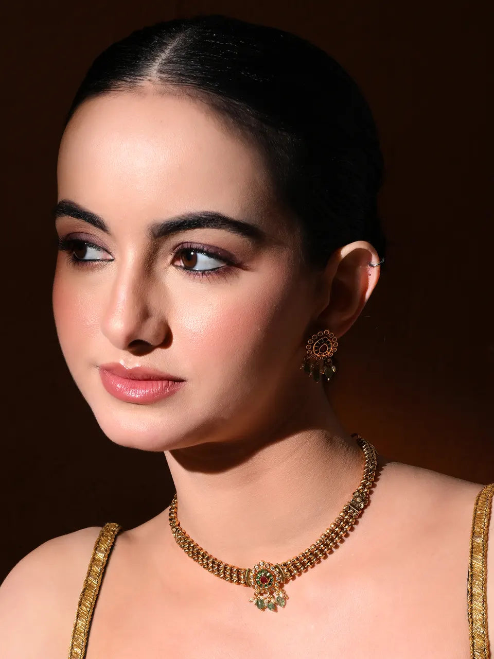 Emerald Rosette Choker Set