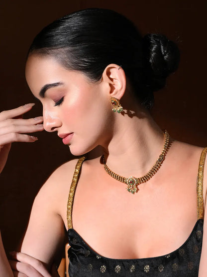 Emerald Rosette Choker Set