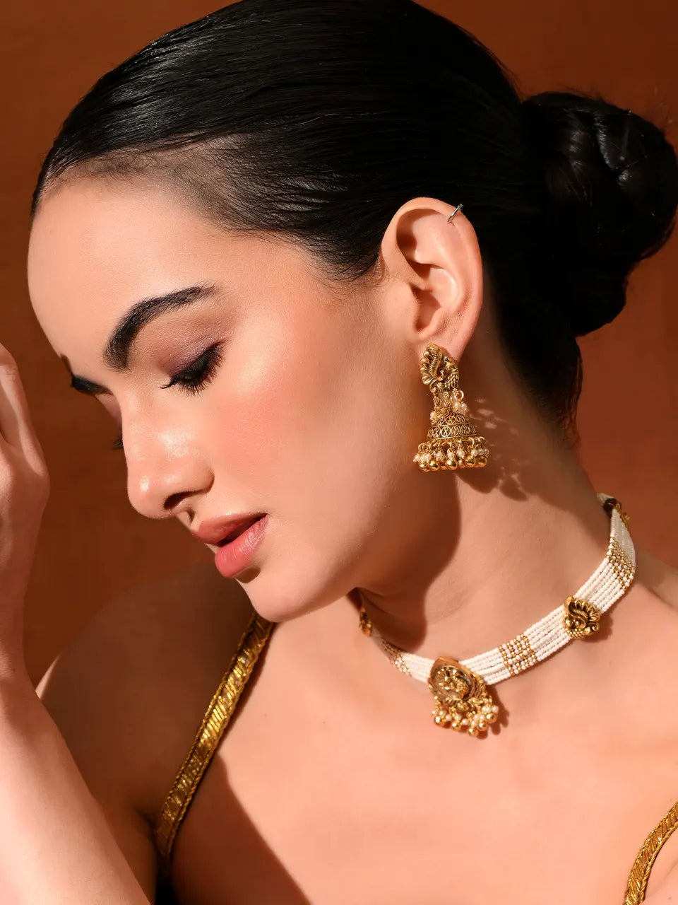Ivory Heritage Pearl Choker Set