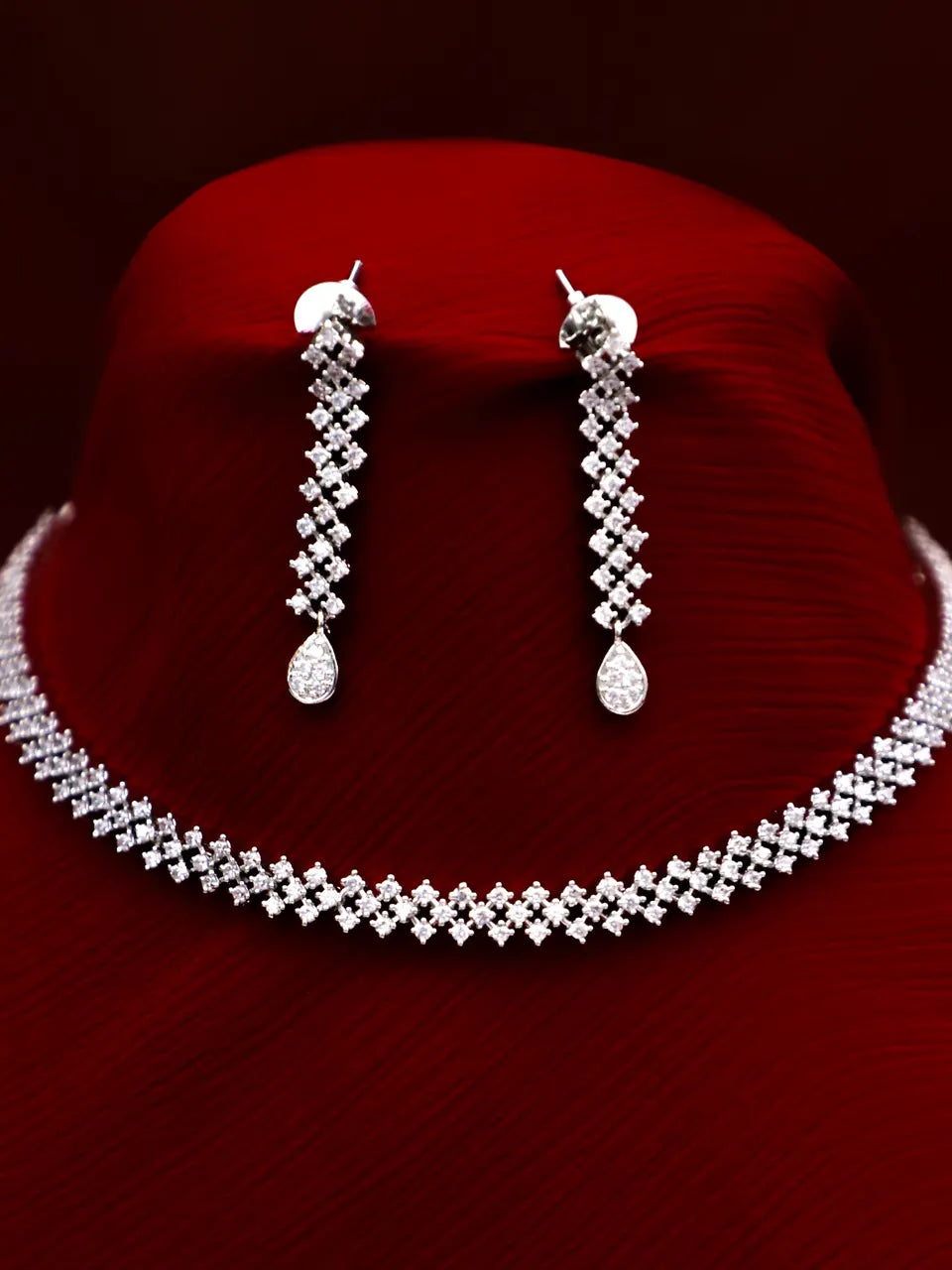 Layla Necklace Set