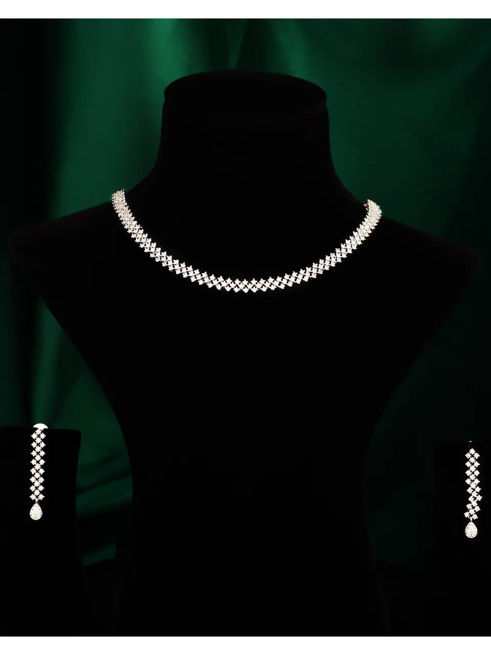 Layla Necklace Set
