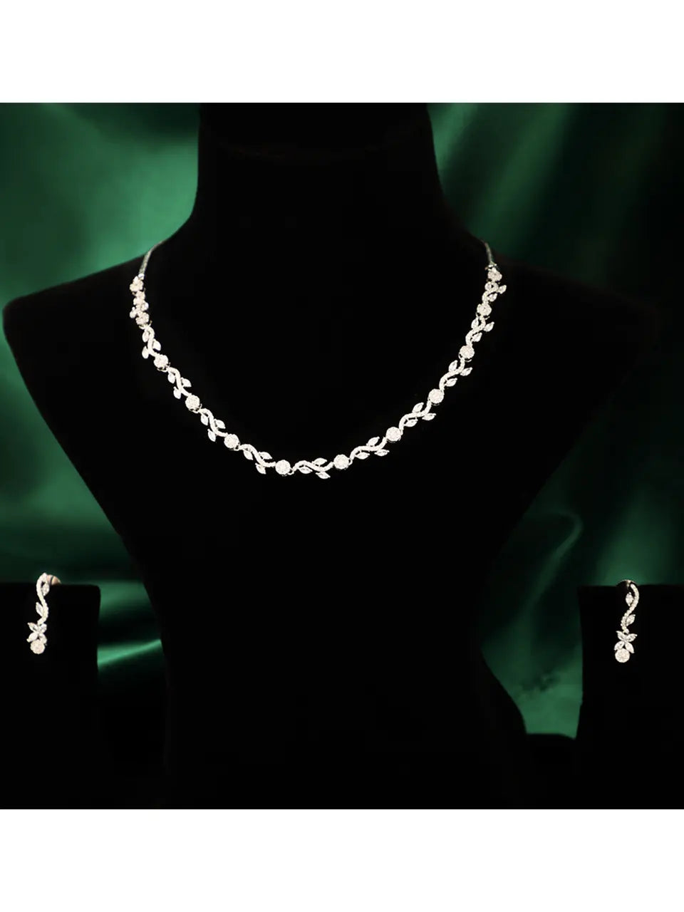 Sparkle Line Necklace Set