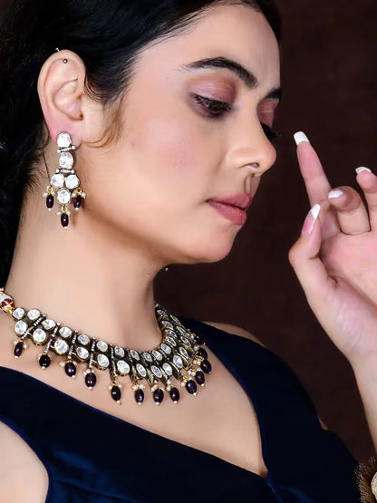 Ritvika Necklace Set