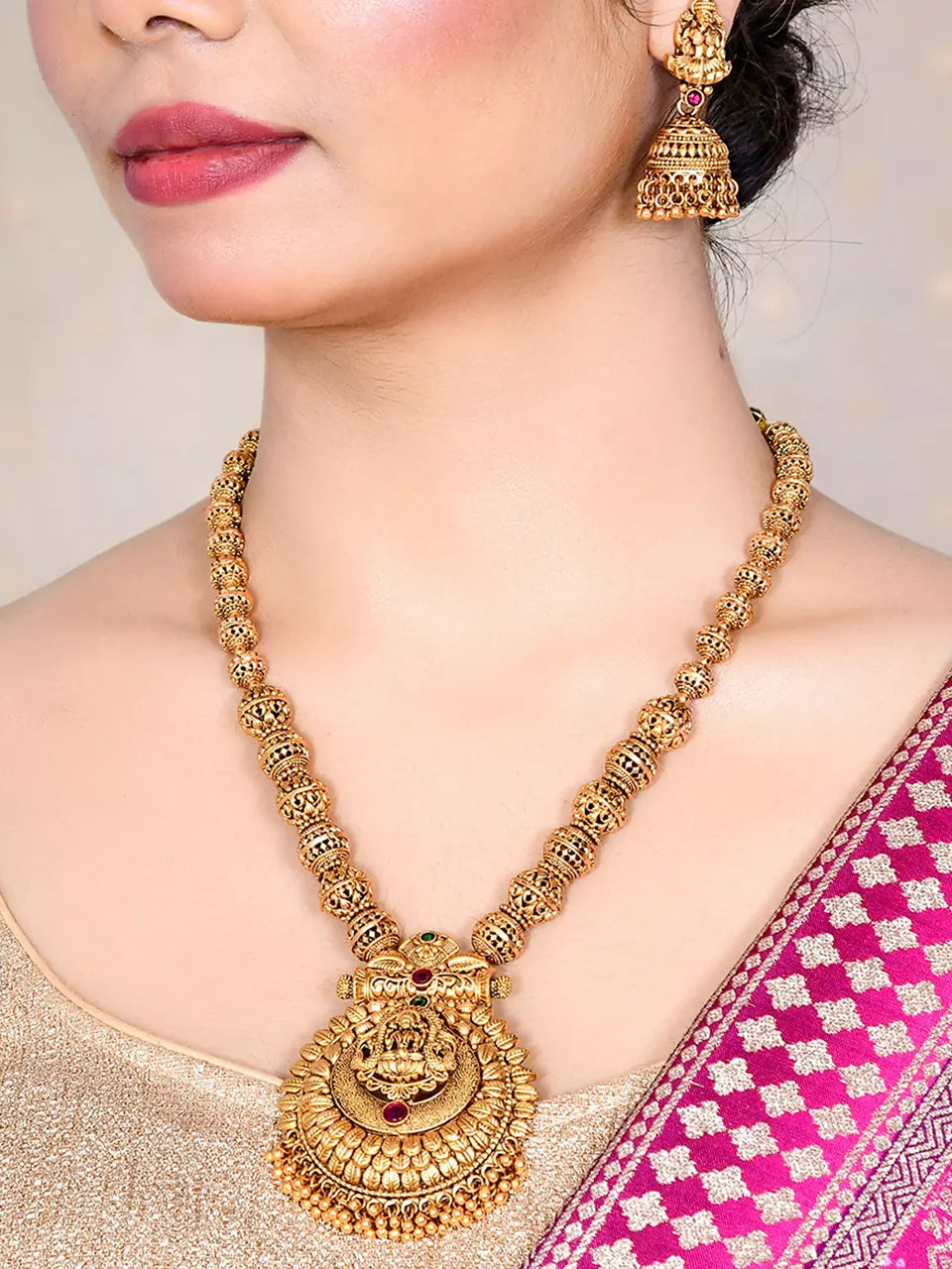 Rukmani Necklace Set