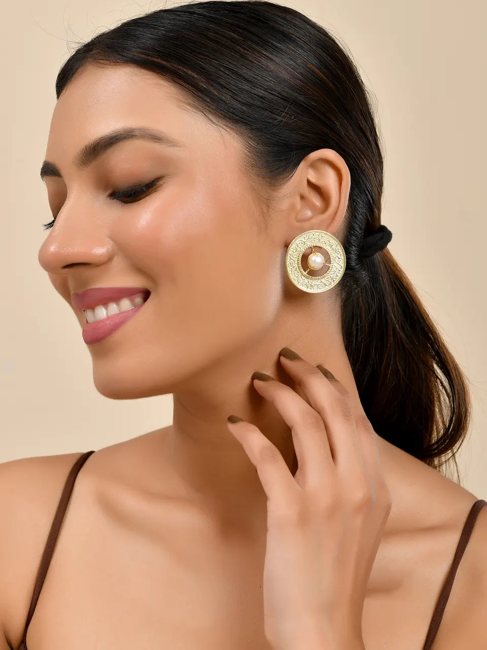 Classic Round Pearl Stud Earrings