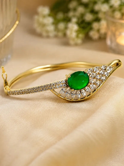 Emerald Grace Openable Bracelet