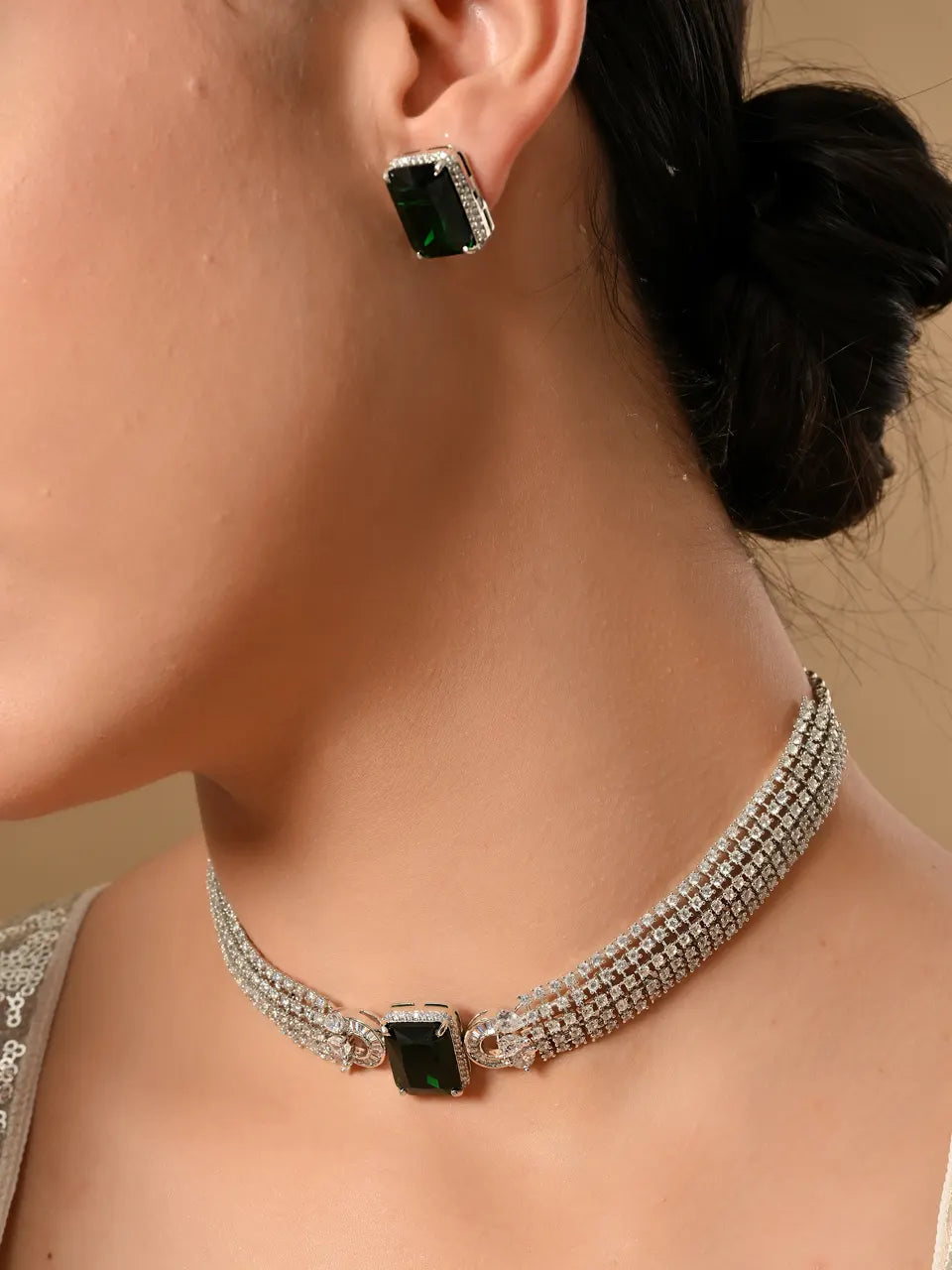 Charming Emerald Elegance jewelry set