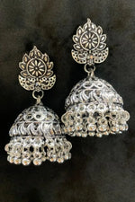 Load image into Gallery viewer, Sarisha Earrings

