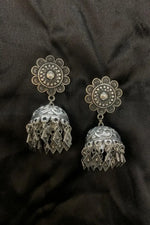 Load image into Gallery viewer, Sudiksha Earrings