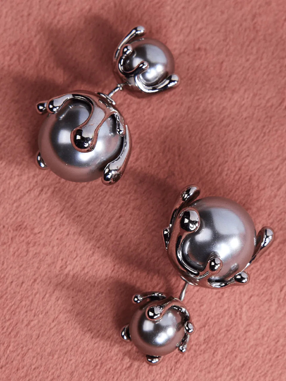 Elegant Grey Pearl Earrings