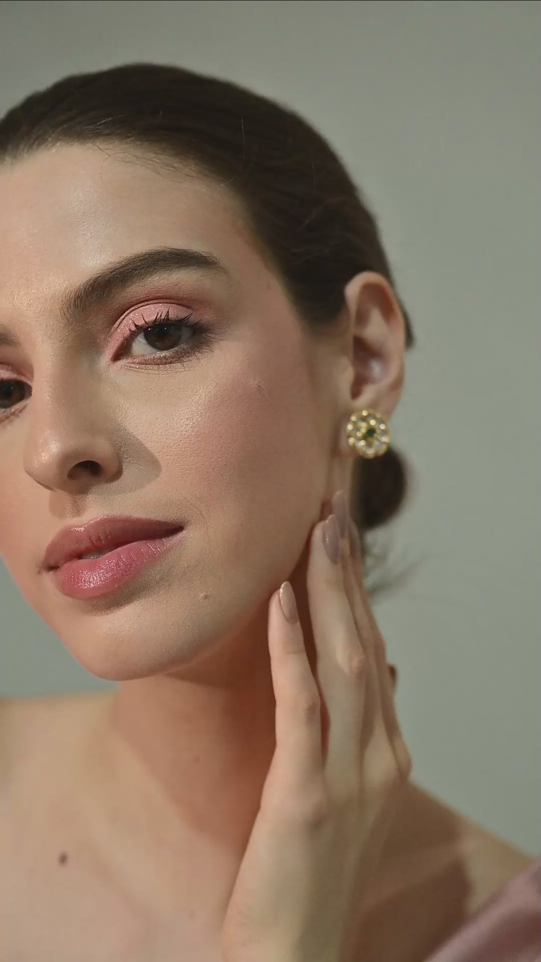 Emerald Bloom Kundan Stud Earrings