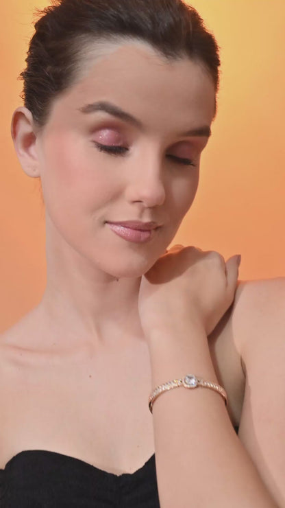 Radiant Solitaire Sparkle Bracelet