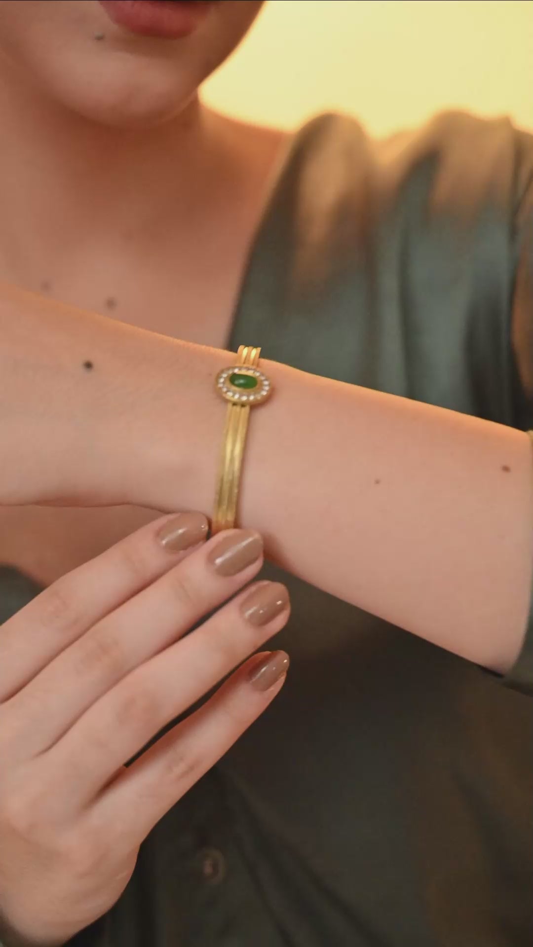 Emerald Grace Gold Bracelet