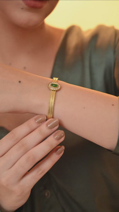 Emerald Grace Gold Bracelet