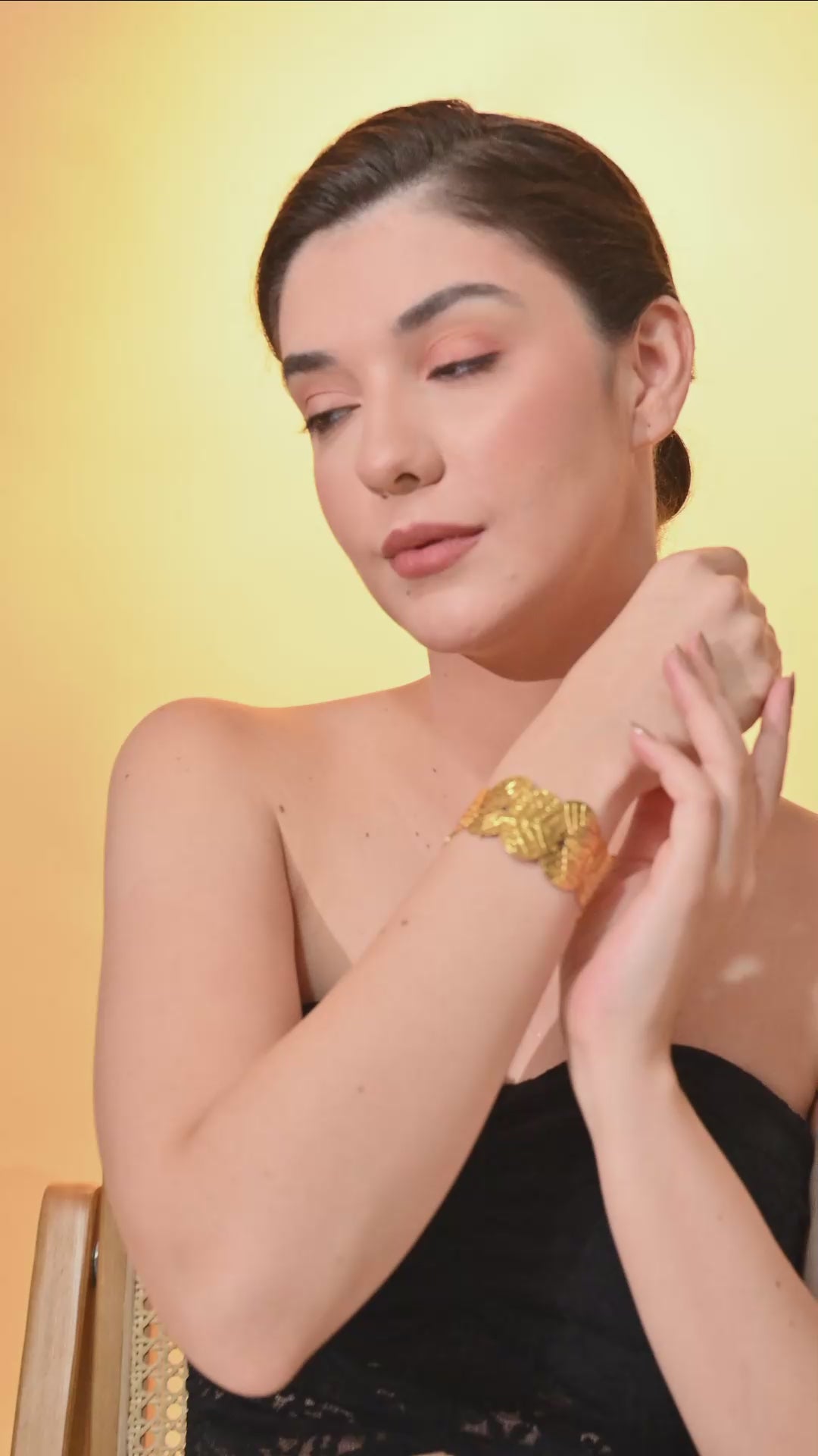 Golden Leaf Harmony Bracelet