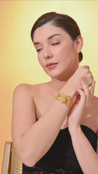 Golden Leaf Harmony Bracelet