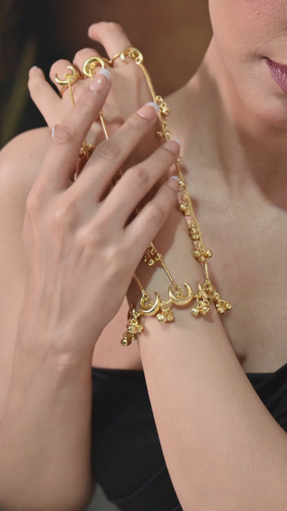 Lunar Cascade Hand Harness