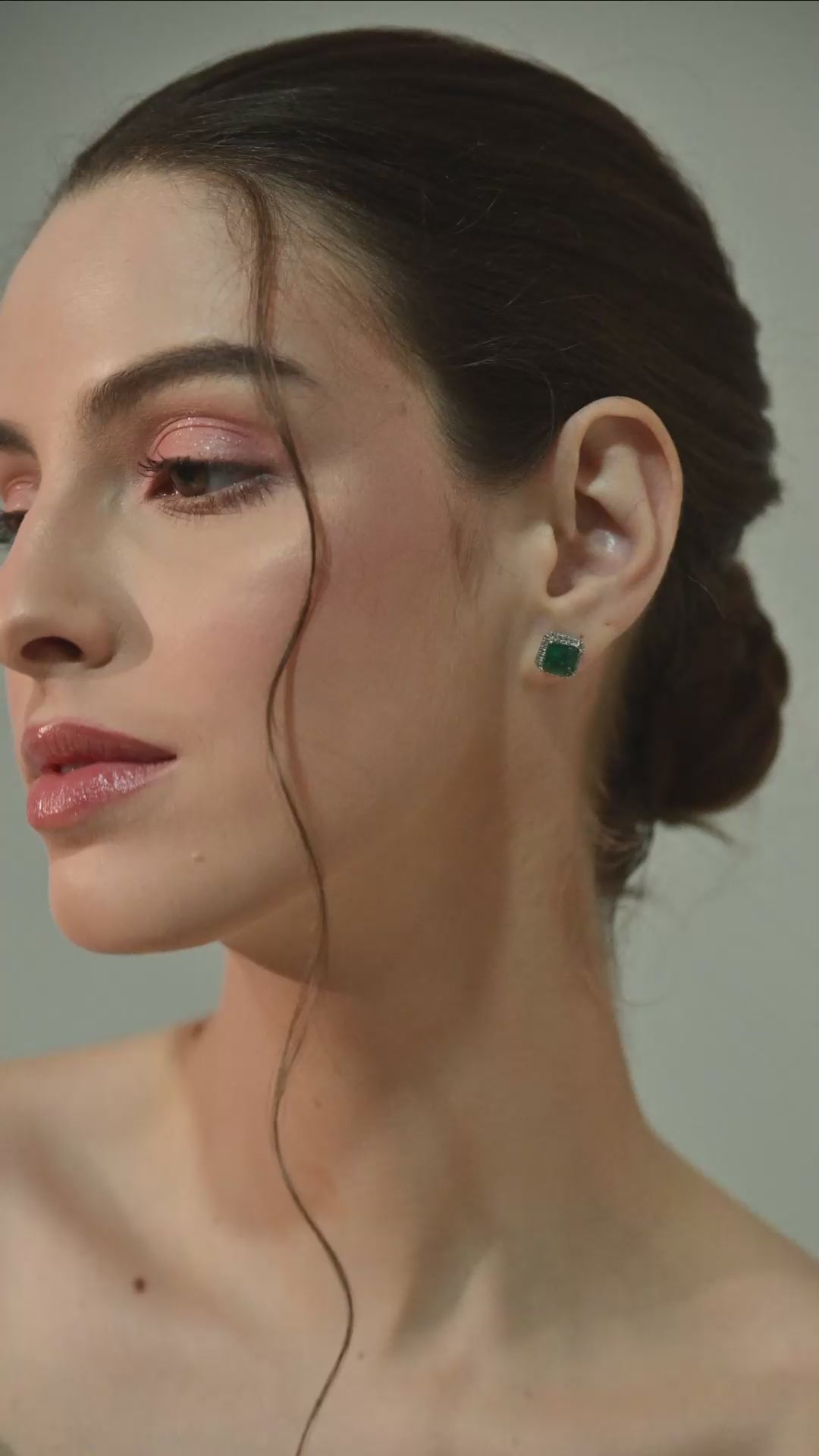 Emerald Majesty Square Studs