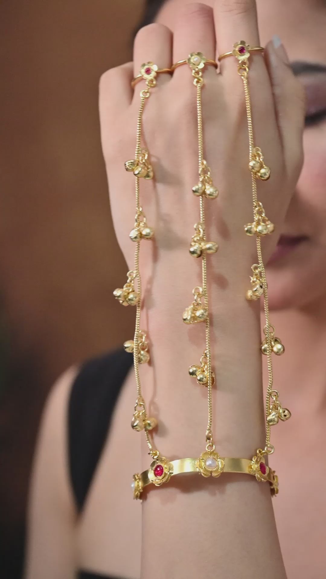 Golden Cascade Hand Harness