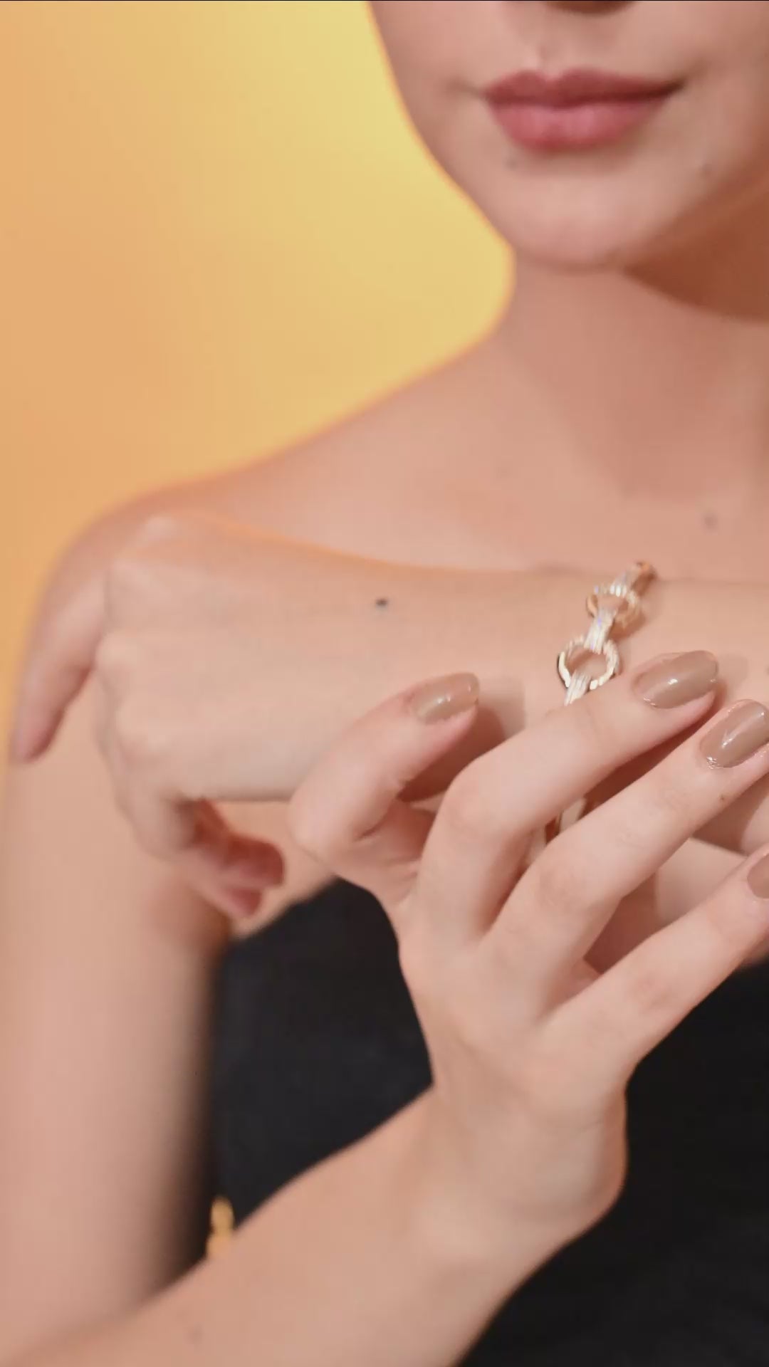 Elegant Harmony Diamond Link Bracelet