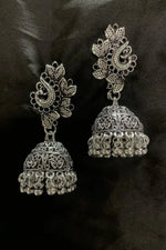 Load image into Gallery viewer, Morni Earrings
