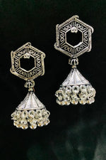 Load image into Gallery viewer, Jyotsana Earrings
