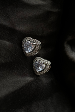 Load image into Gallery viewer, Eva Stud Earrings
